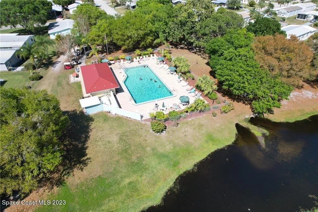 Photo of 925 Hawthorn Circle