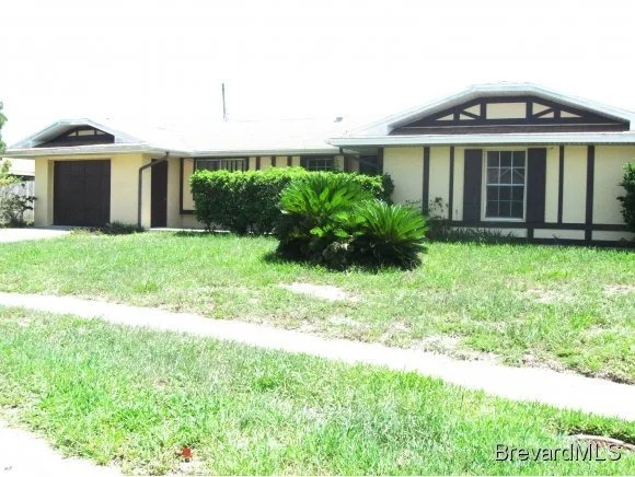 Photo of 3166 NE Eastman
