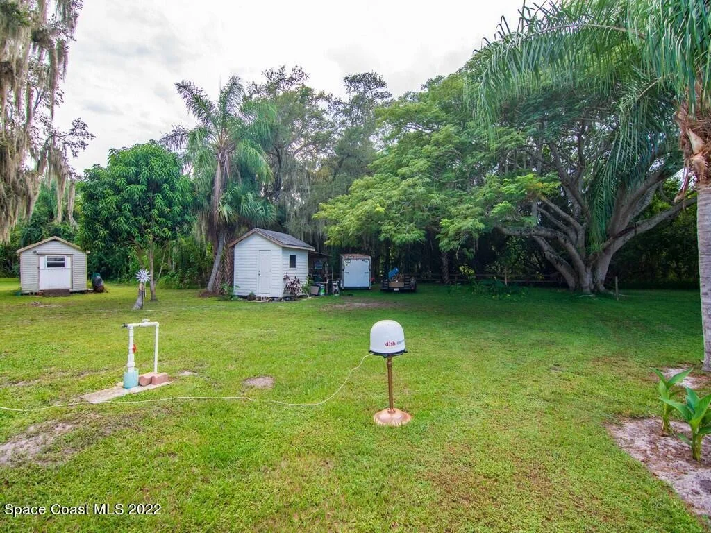 Photo of 9850 River Drive