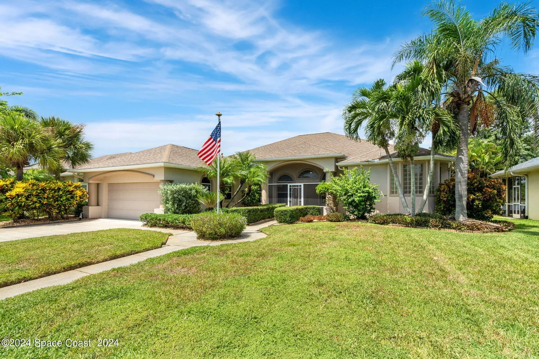 Photo of 5720 Herons Landing Drive