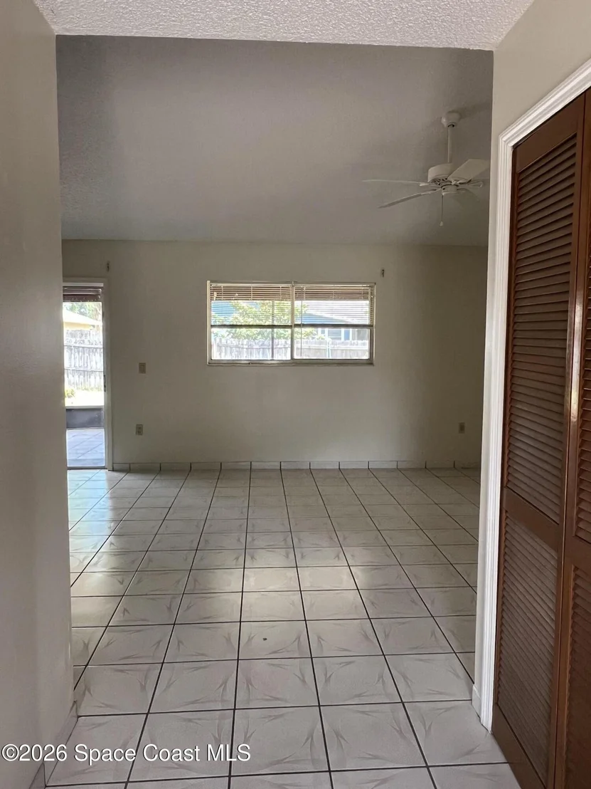Photo of 6485 Manila Drive