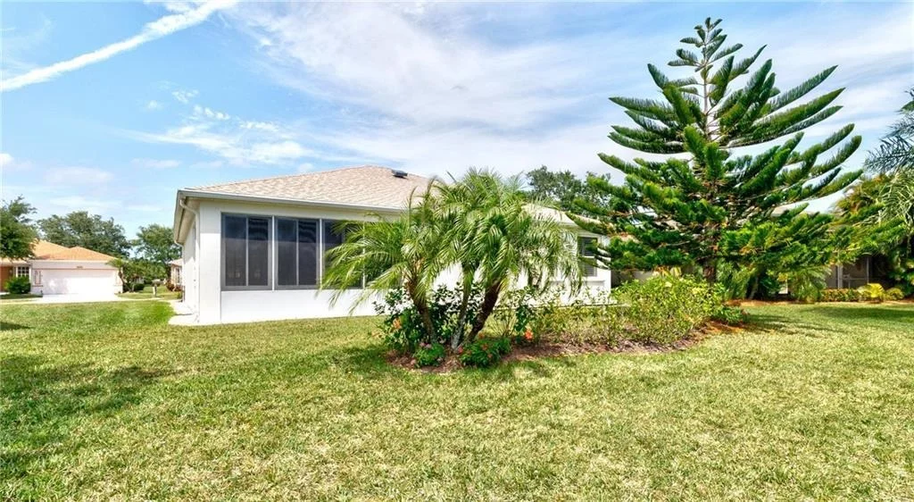 Photo of 1332 Shoreline Circle