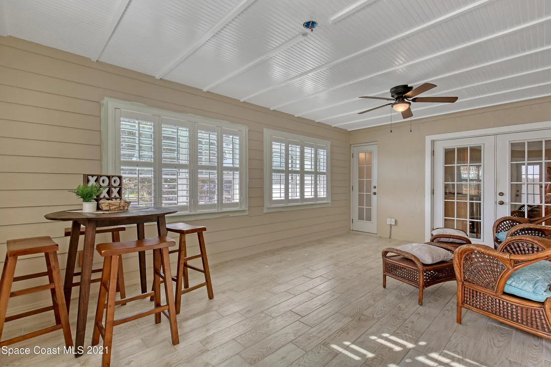 Photo of 444 Sparrow Drive