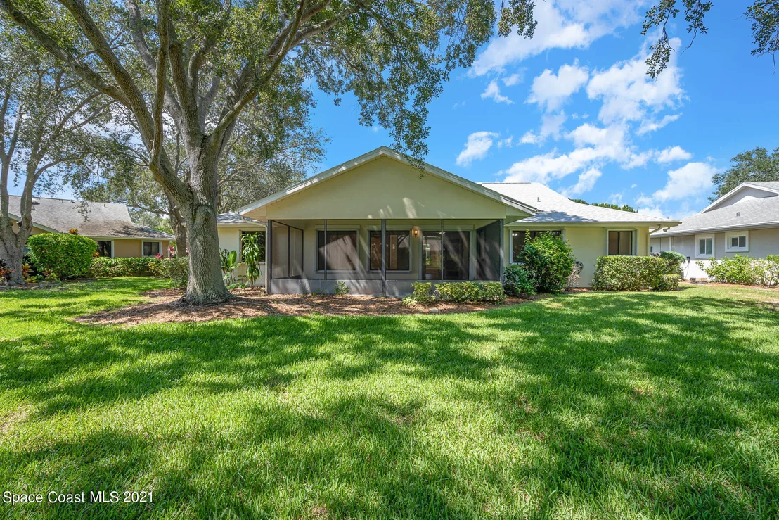 Photo of 1565 Freedom Drive