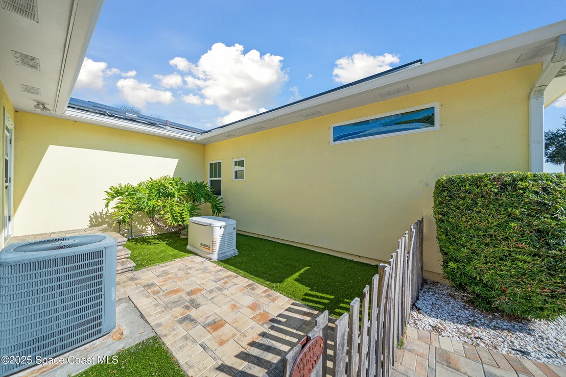 Photo of 1887 Rockledge Drive