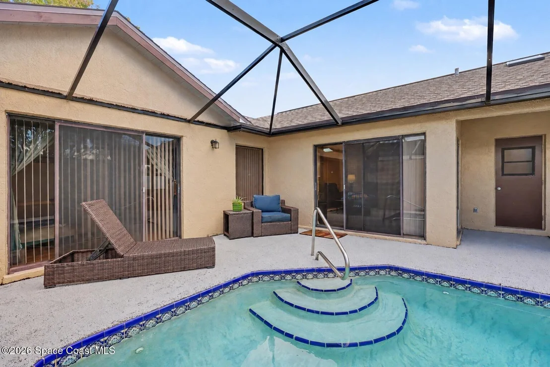Photo of 594 Pine Forest Court