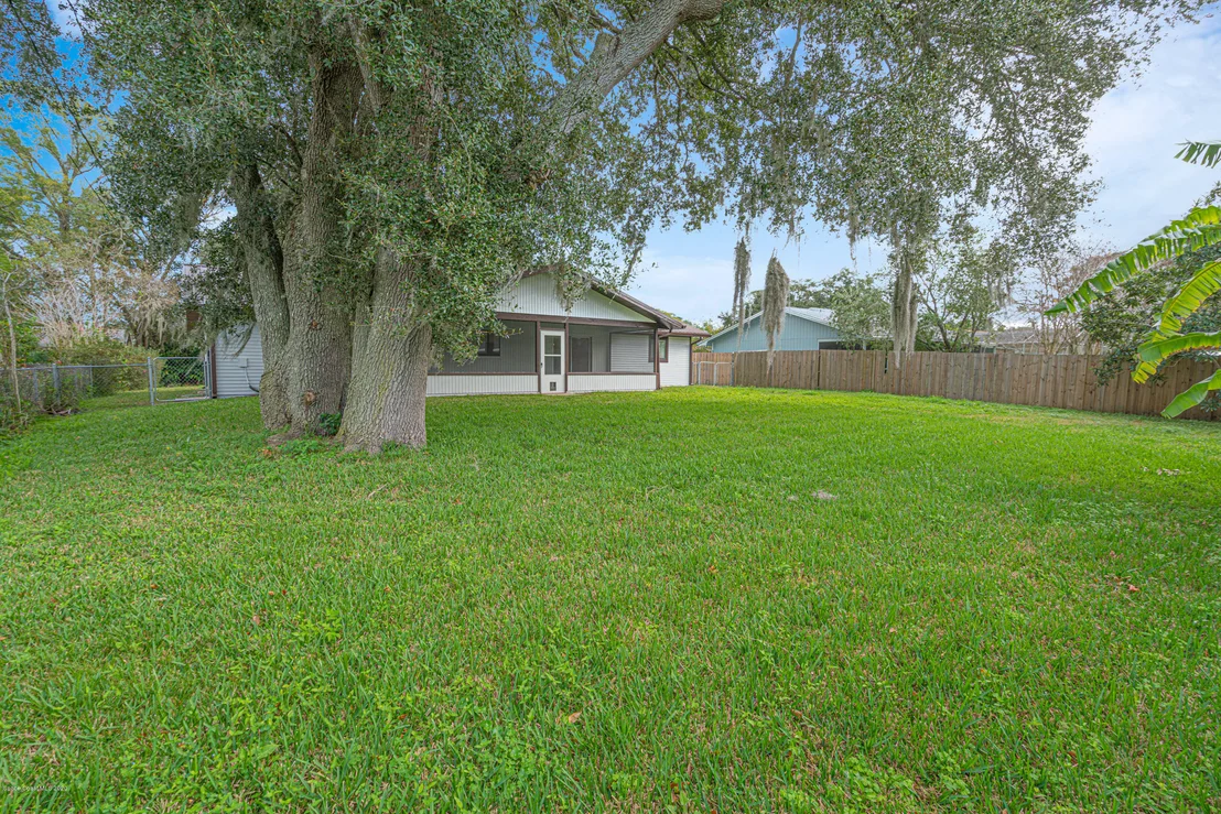 Photo of 2520 Umbrella Tree Drive
