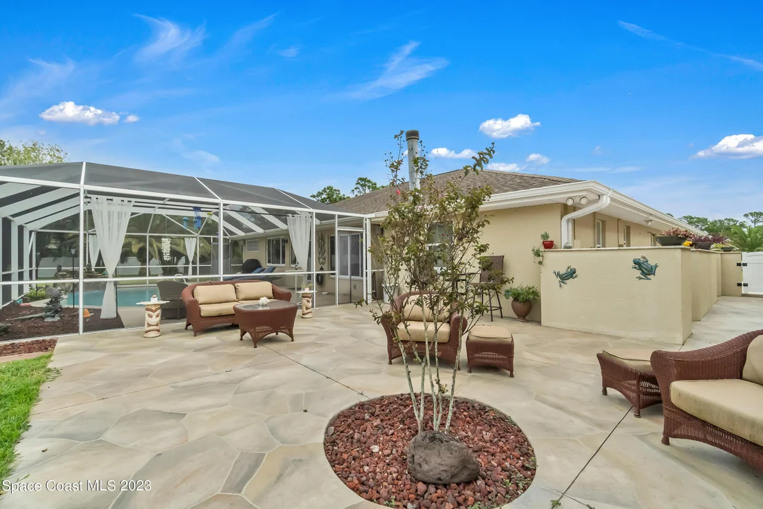 Photo of 2550 Waring Lane