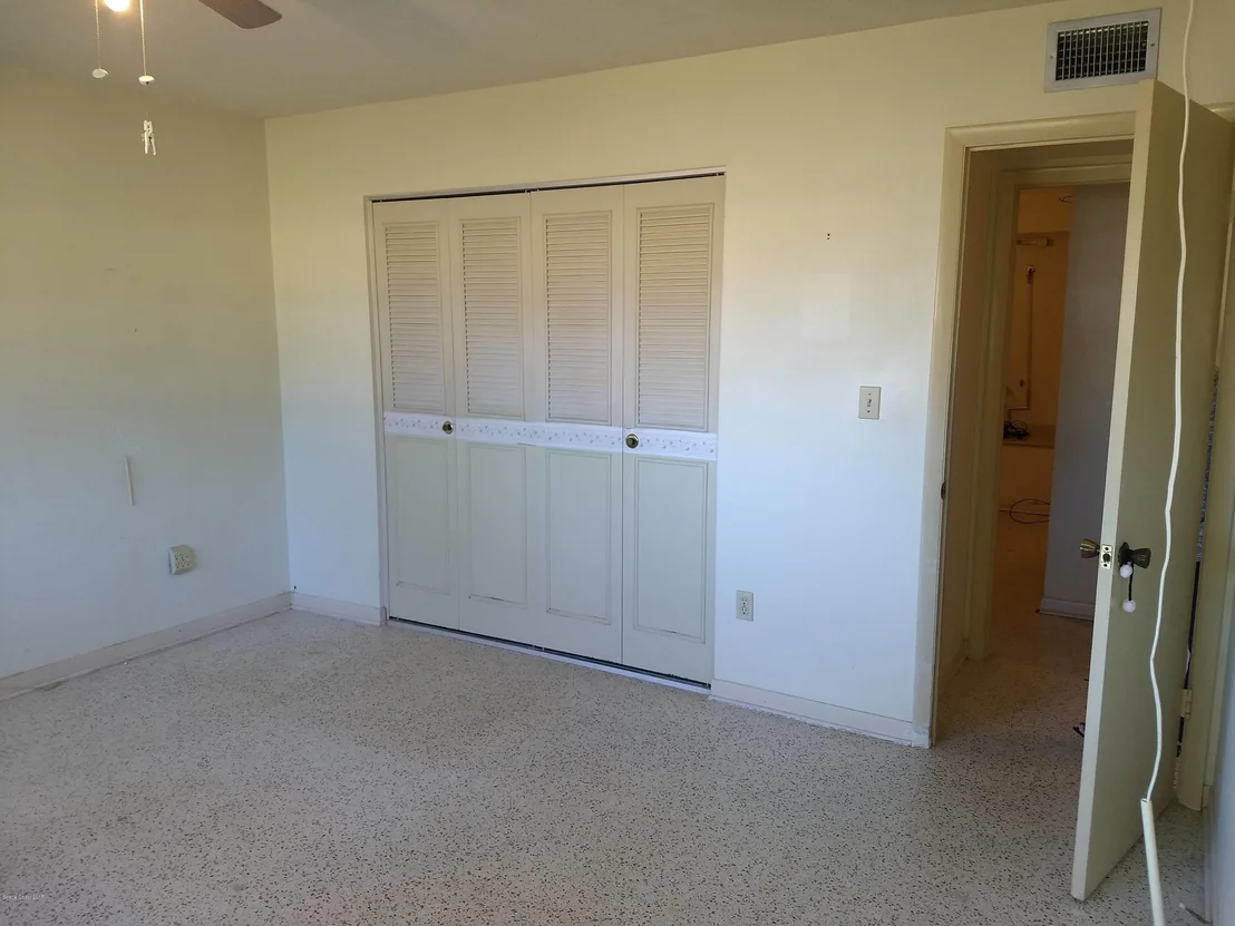 Photo of 800 Edwards Street NE