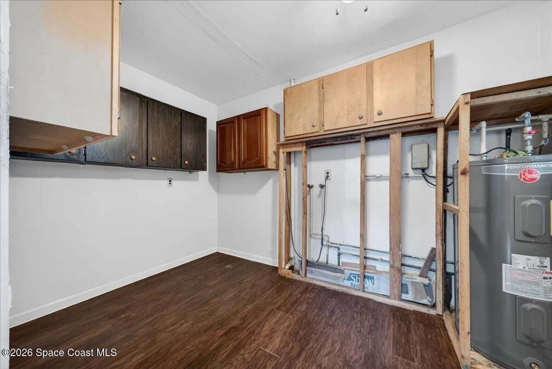 Photo of 702 Carmen Drive