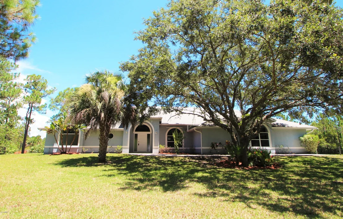 Photo of 2750 Grant Road