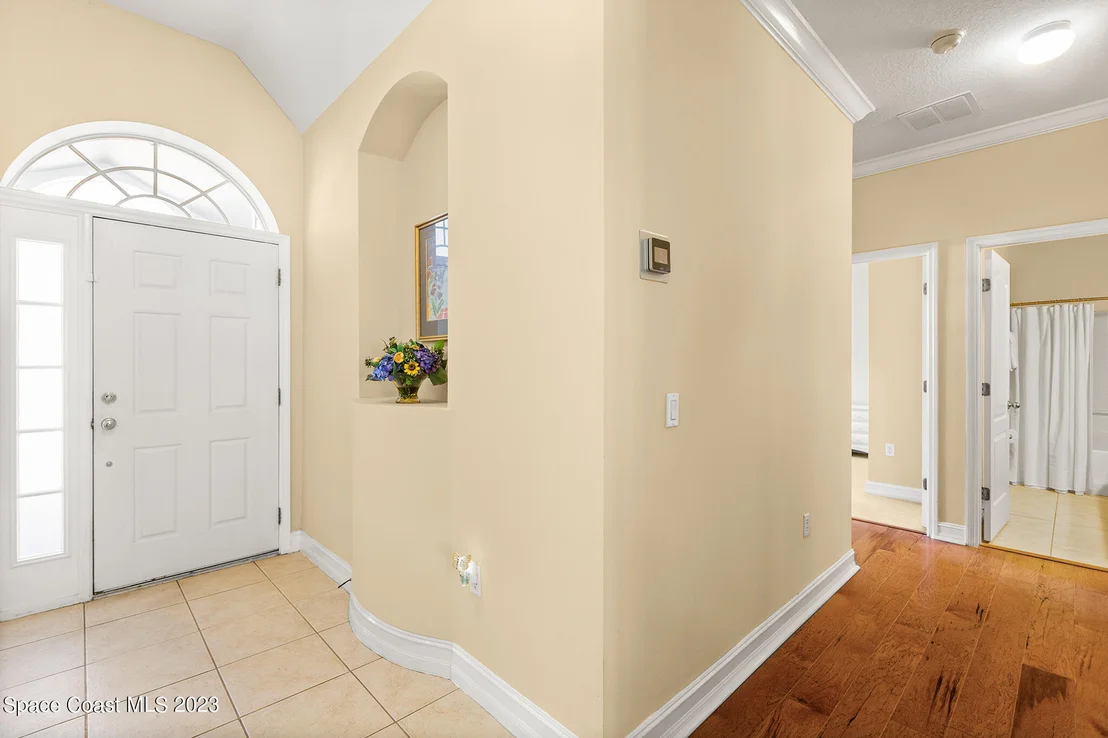 Photo of 6914 Beargrass Road