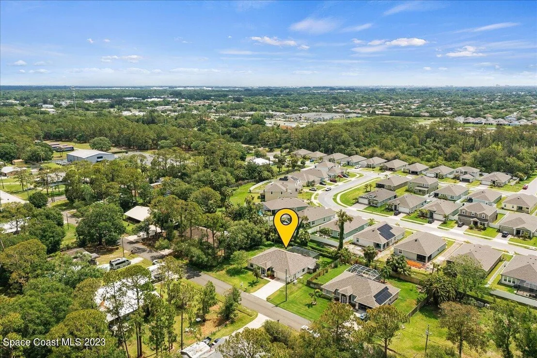 Photo of 704 La Veta Drive