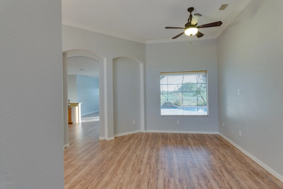 Photo of 2118 Windbrook Drive SE