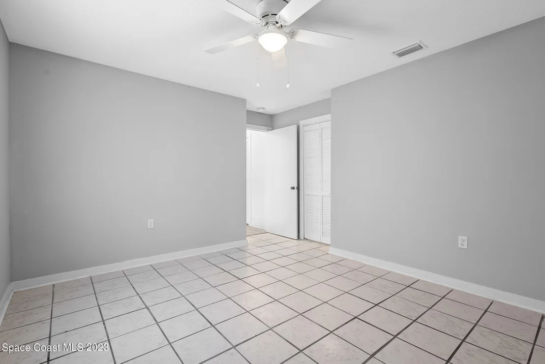 Photo of 472 Gray Road