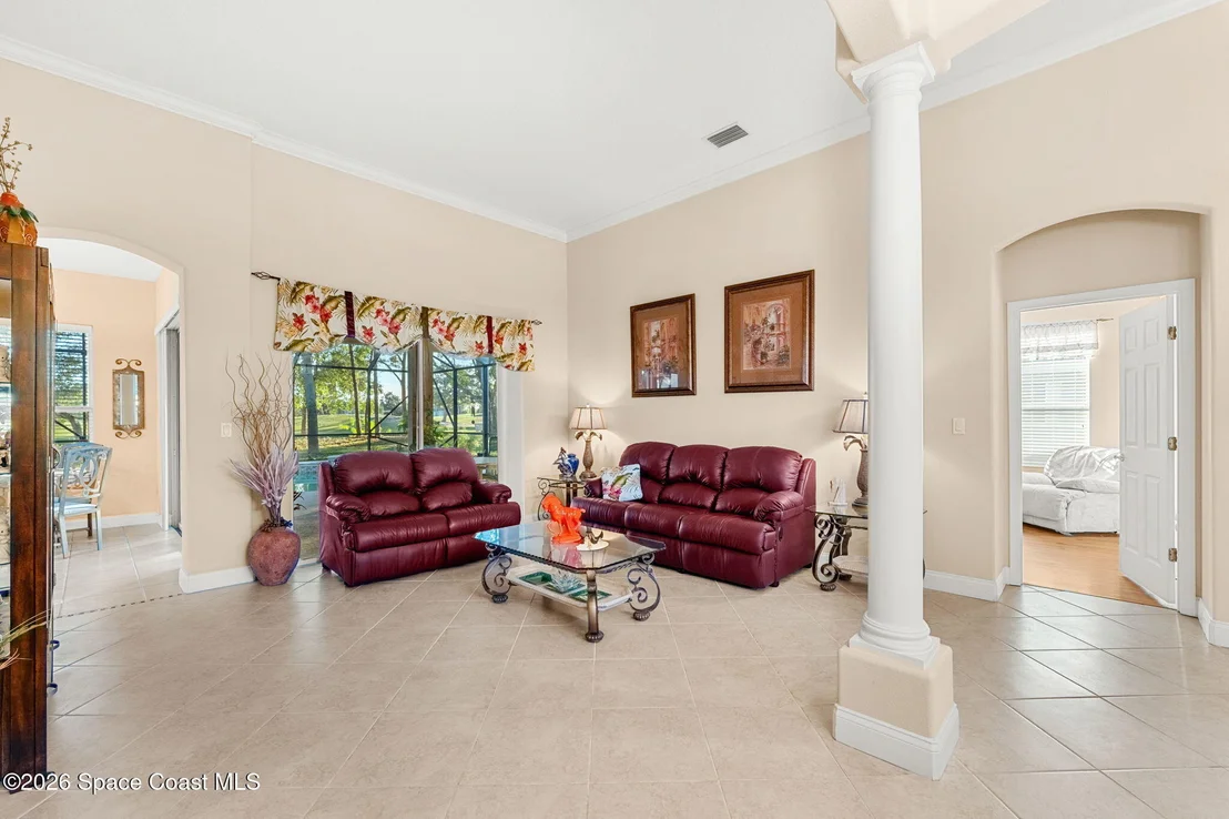Photo of 1811 Admiralty Boulevard