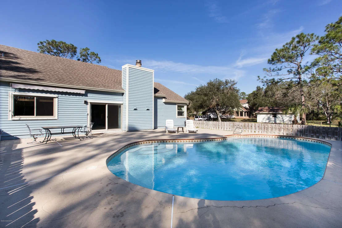 Photo of 2055 Eva Lane
