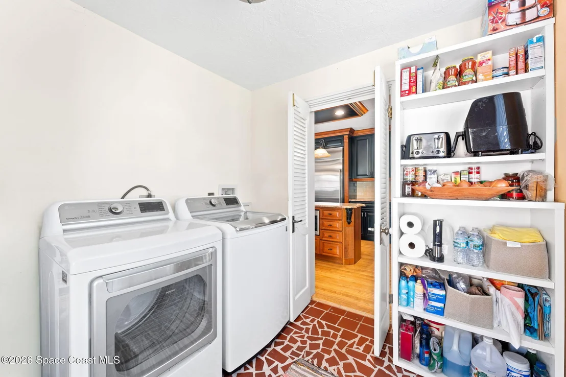 Photo of 2105 Mac Farland Drive
