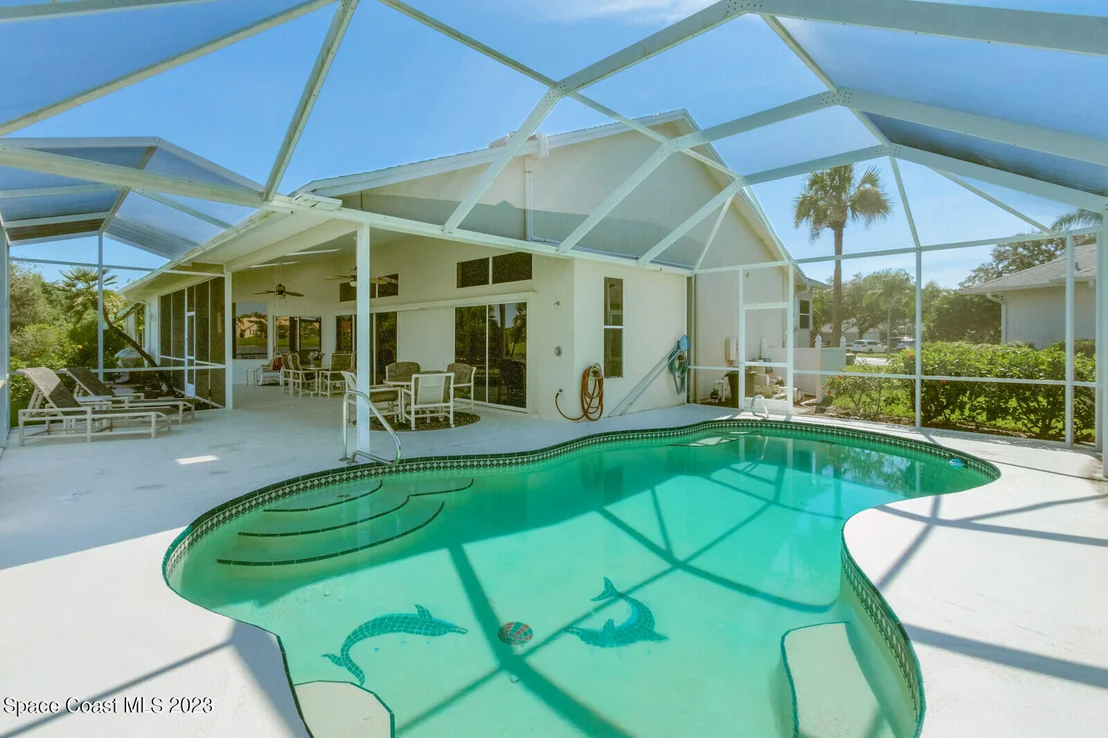 Photo of 986 Somerset Lane