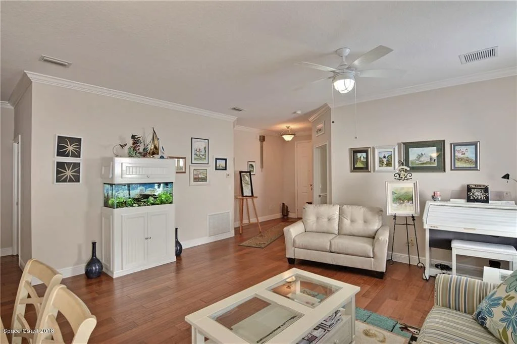 Photo of 110 Amherst Lane