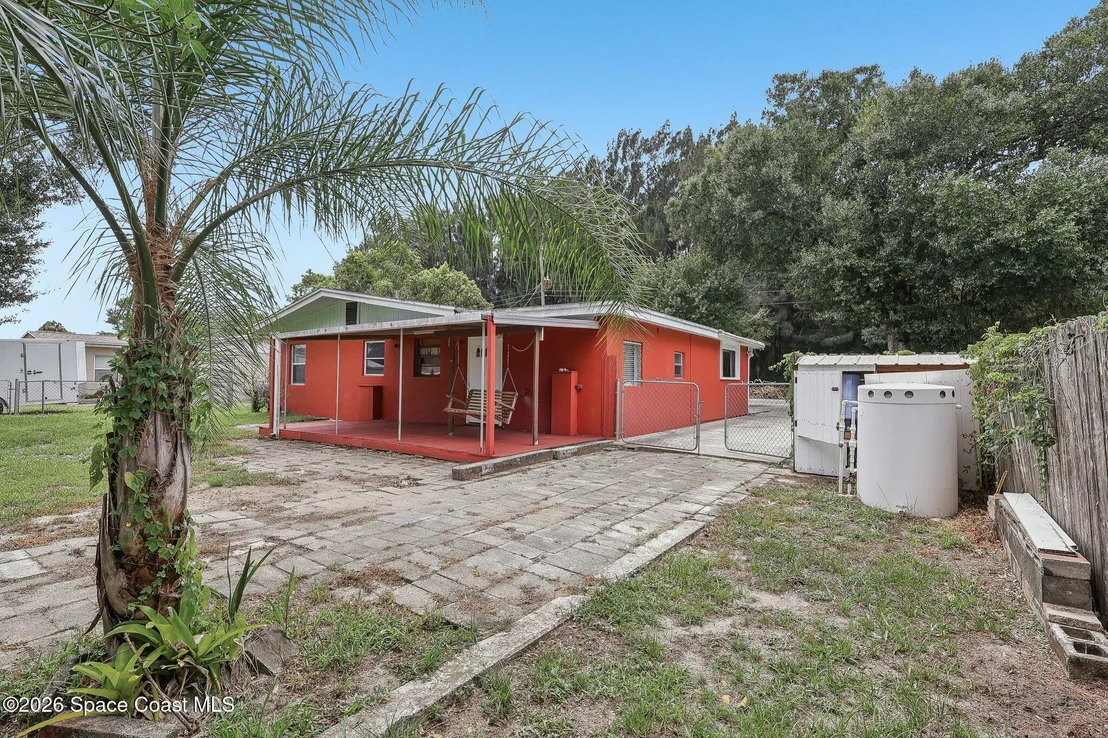 Photo of 230 Gray Road