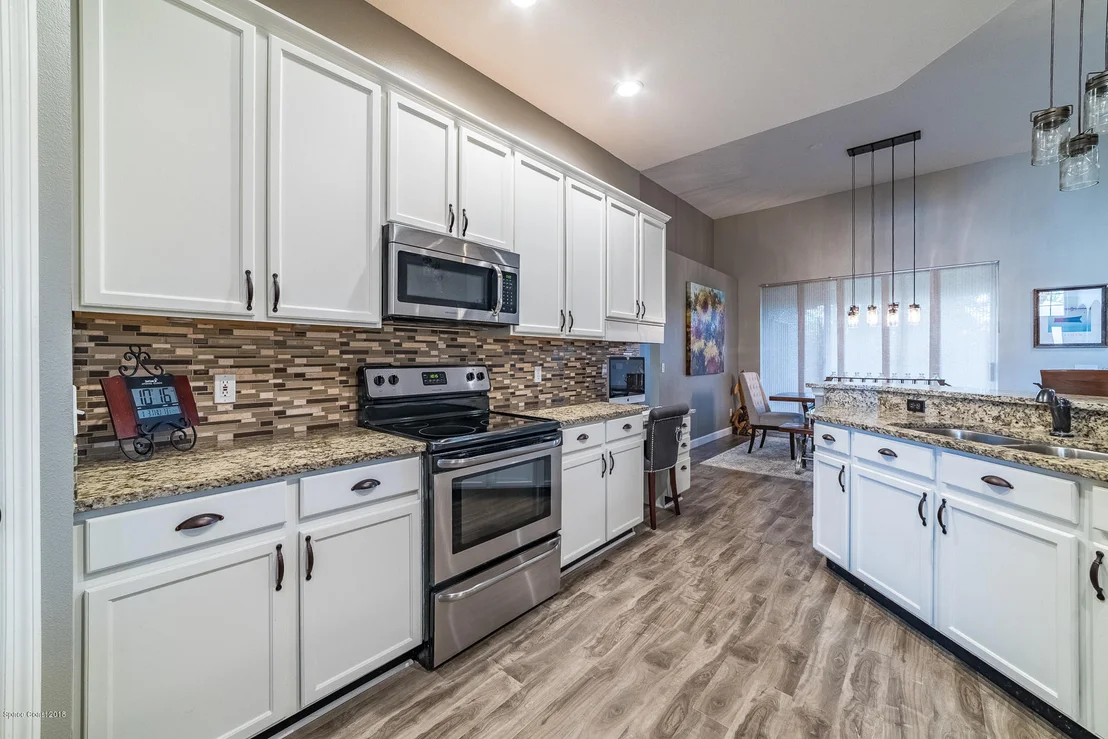 Photo of 2811 Englewood Drive