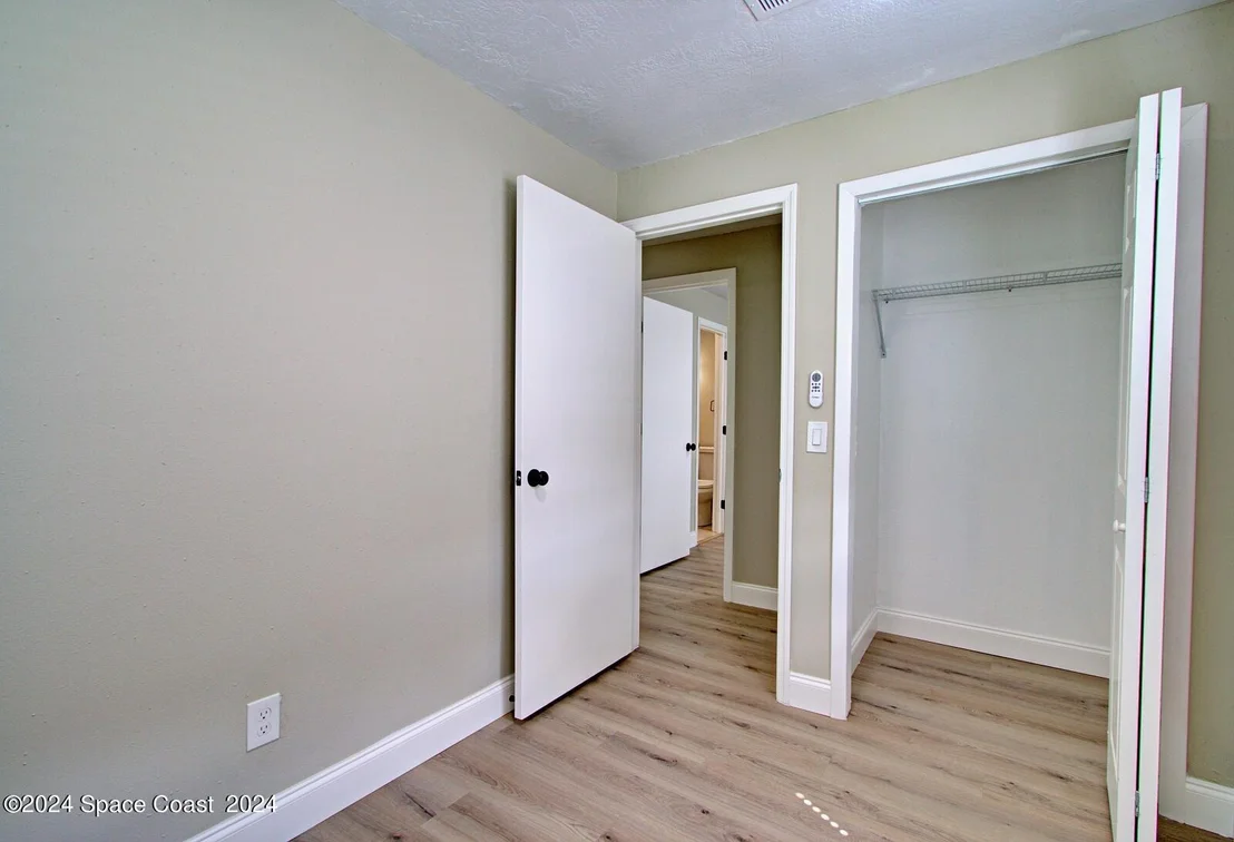 Photo of 1050 Barclay Drive