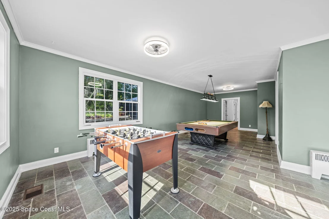 Photo of 875 N Indian River Drive