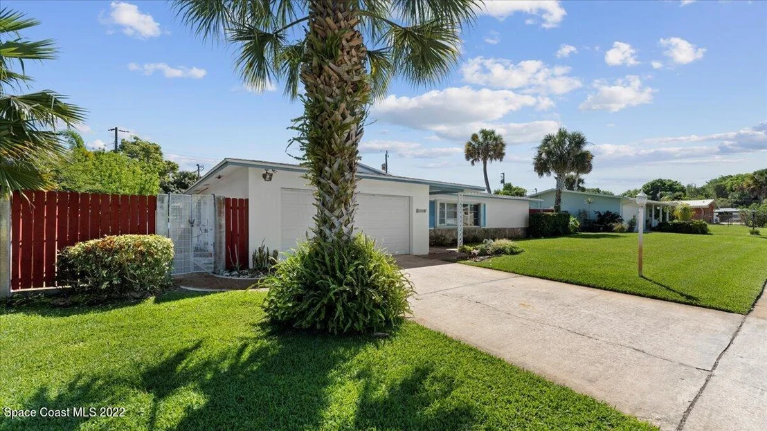 Photo of 3510 W Roundtree Drive