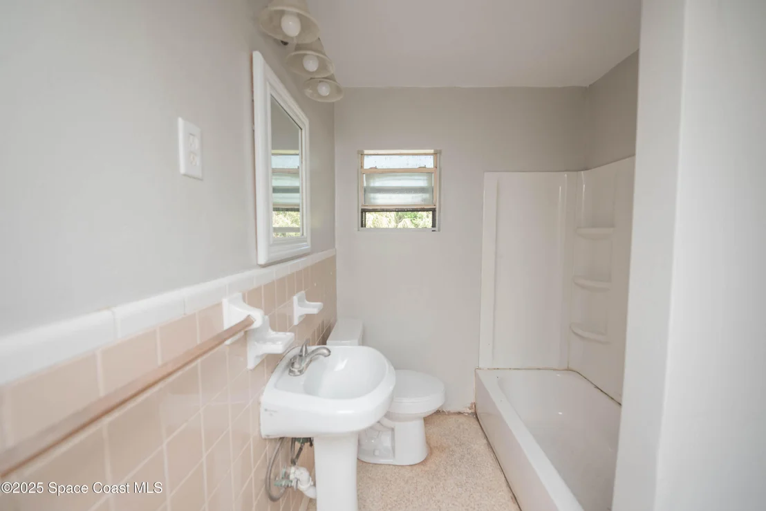 Photo of 3680 2nd Avenue