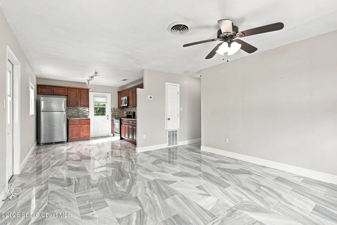 Photo of 2267 Robinhood Drive