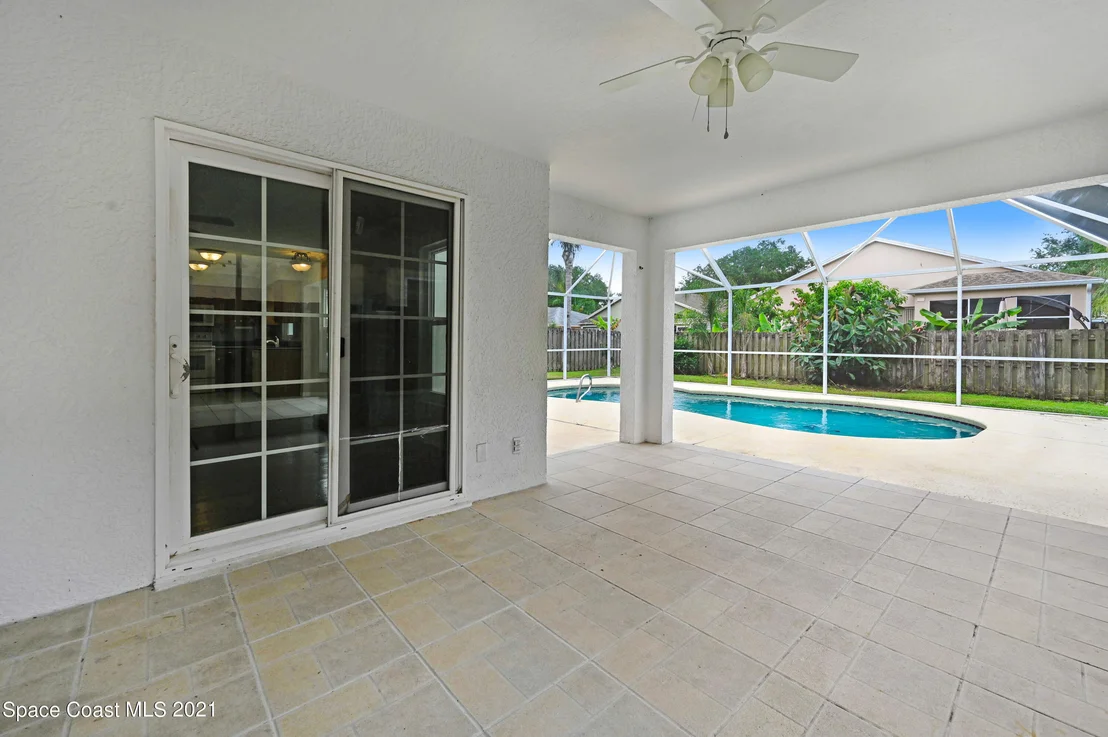 Photo of 6977 Hammock Trace Drive