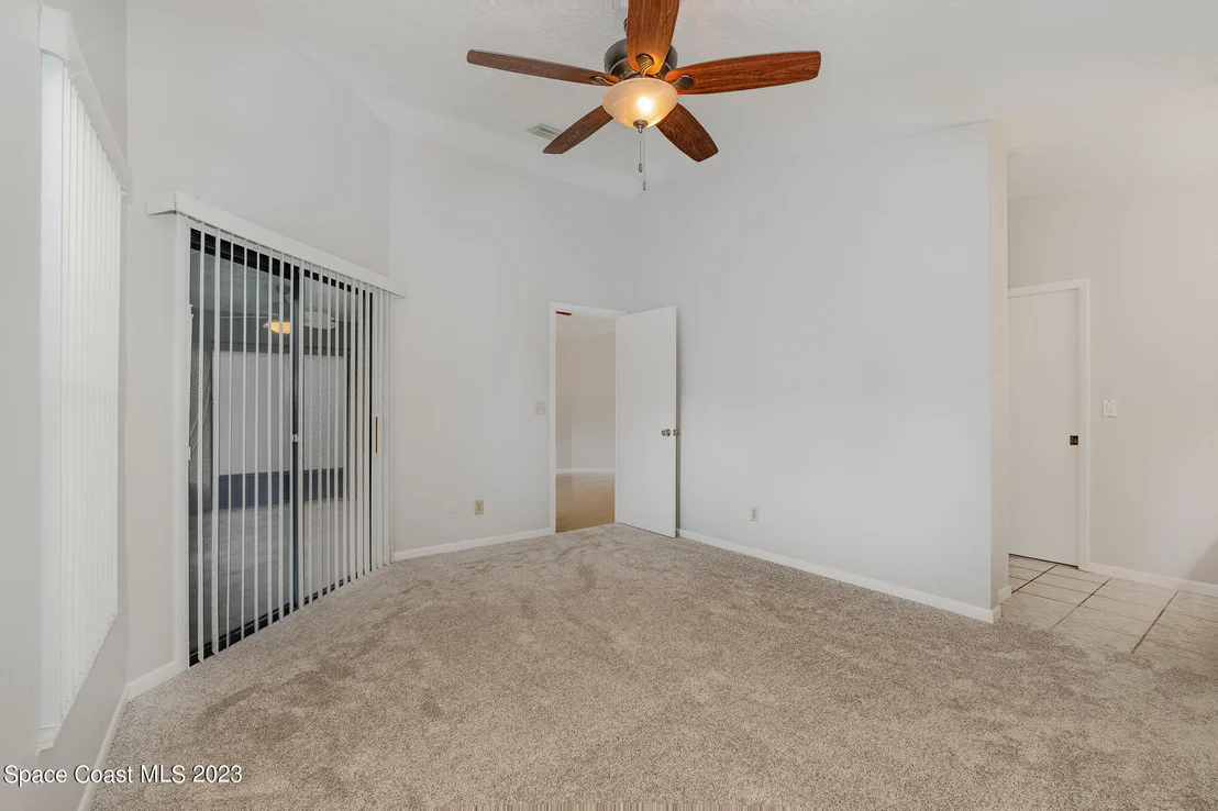 Photo of 504 Oak Mont Place