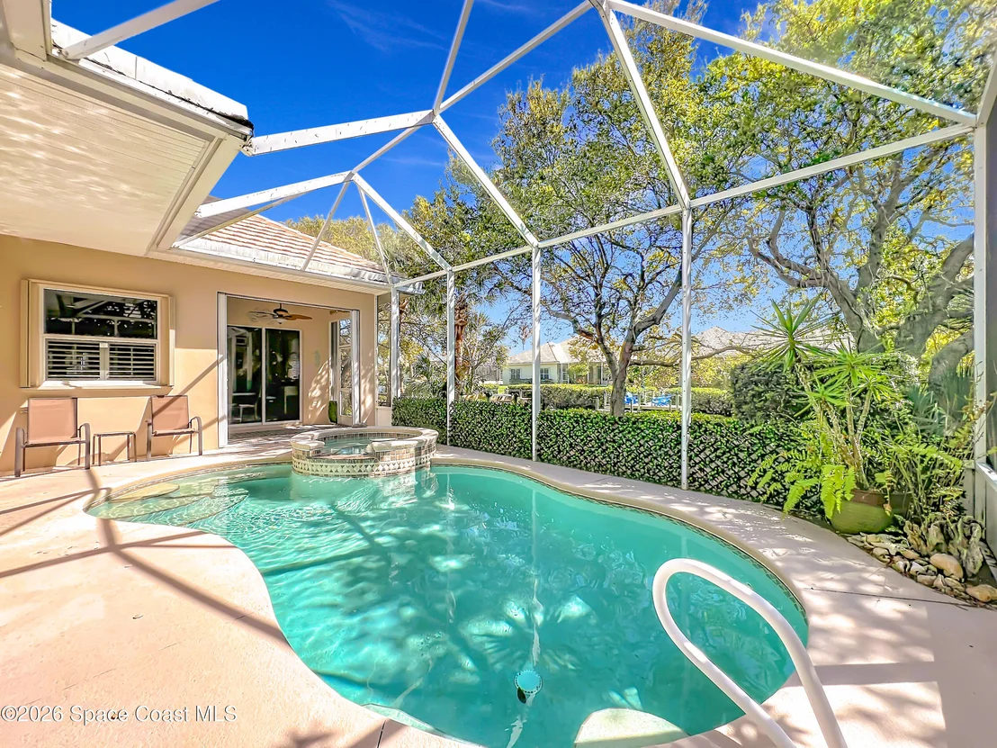 Photo of 383 Pentland Drive