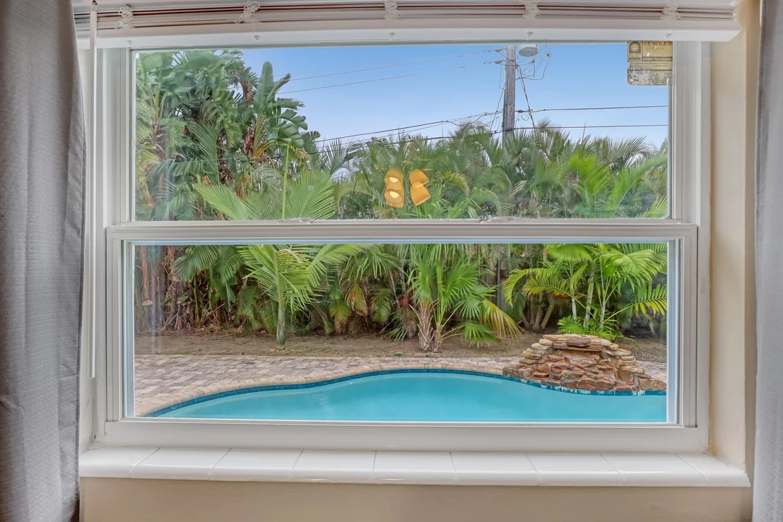 Photo of 355 Brewster Road