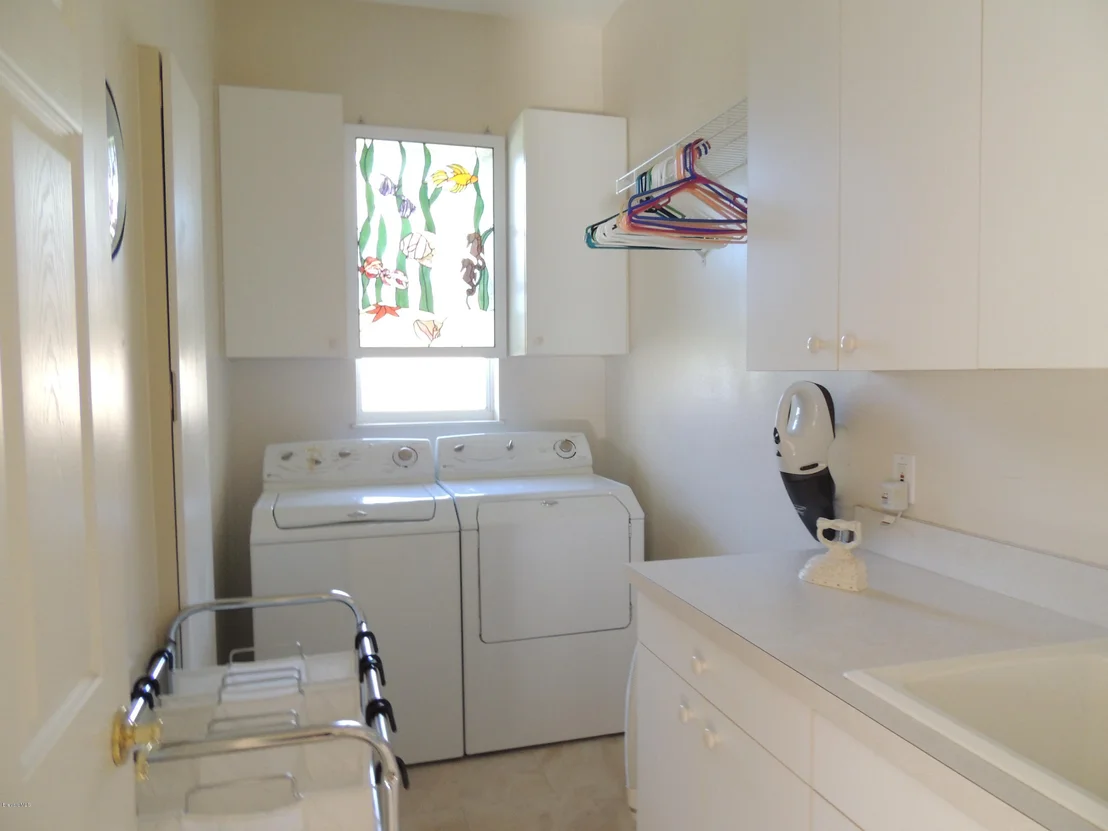Photo of 704 Palmer Way