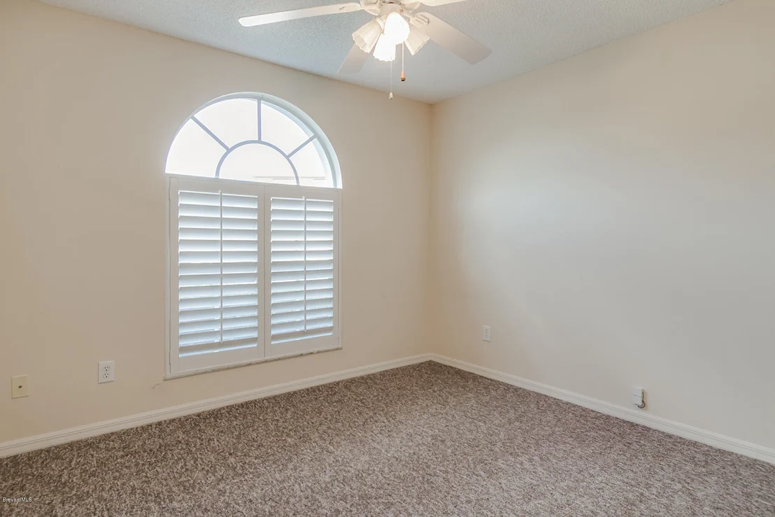 Photo of 963 Shaw Circle