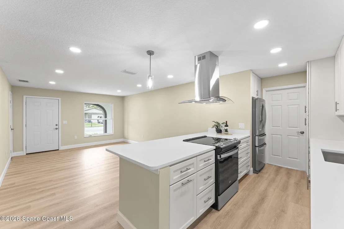 Photo of 3660 Longbow Road