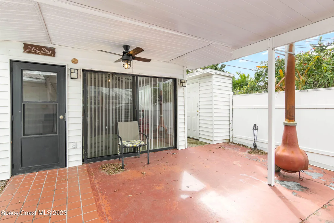 Photo of 13 S Palmway Avenue