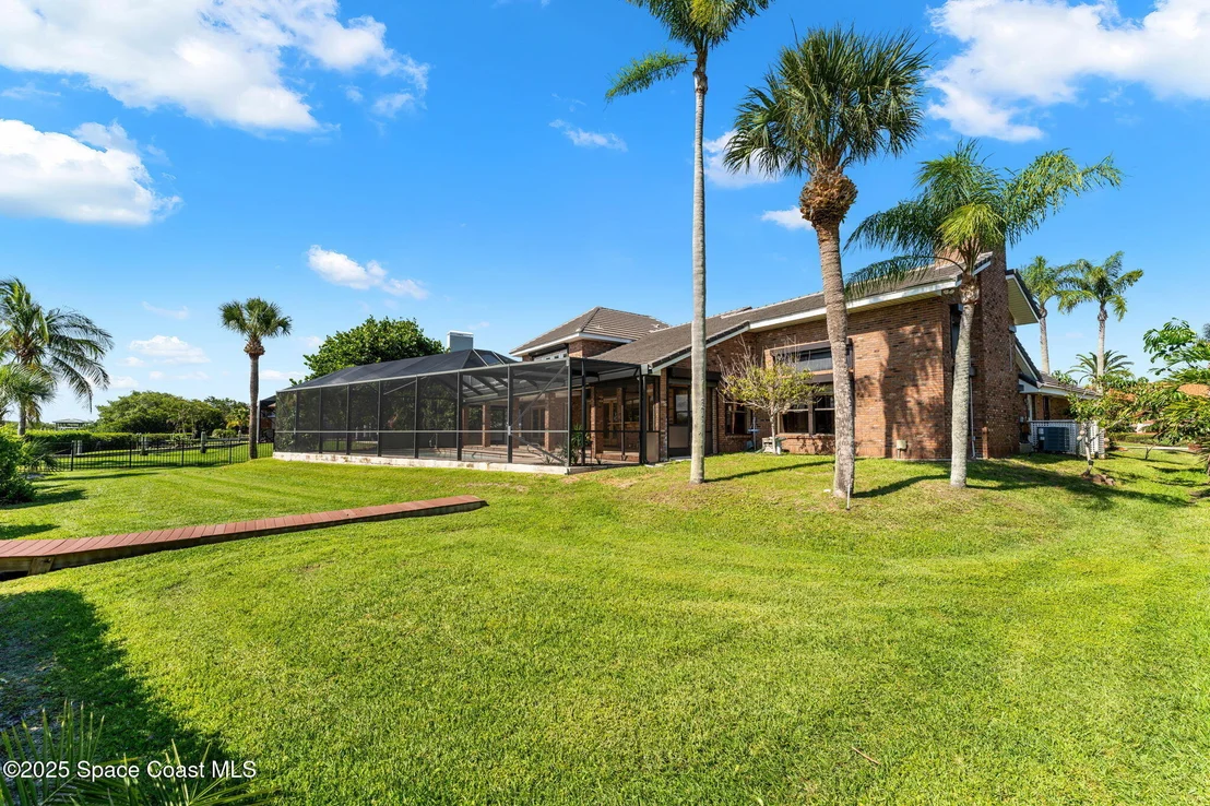 Photo of 418 Lanternback Island Drive