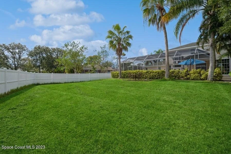 Photo of 4395 Canard Road
