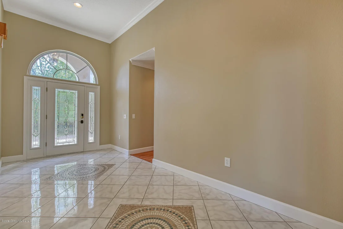 Photo of 1290 Adamson Road