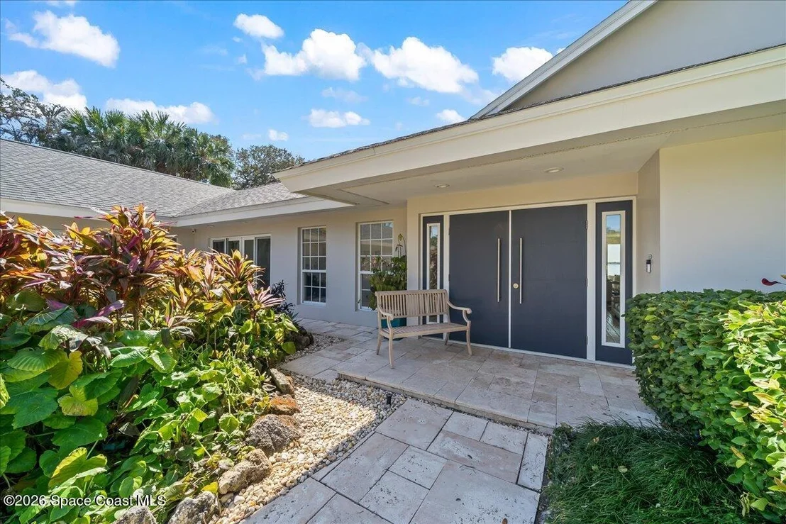 Photo of 408 Riverside Drive
