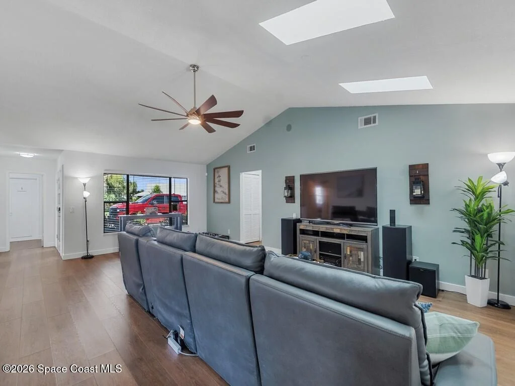 Photo of 330 W Forest Trail