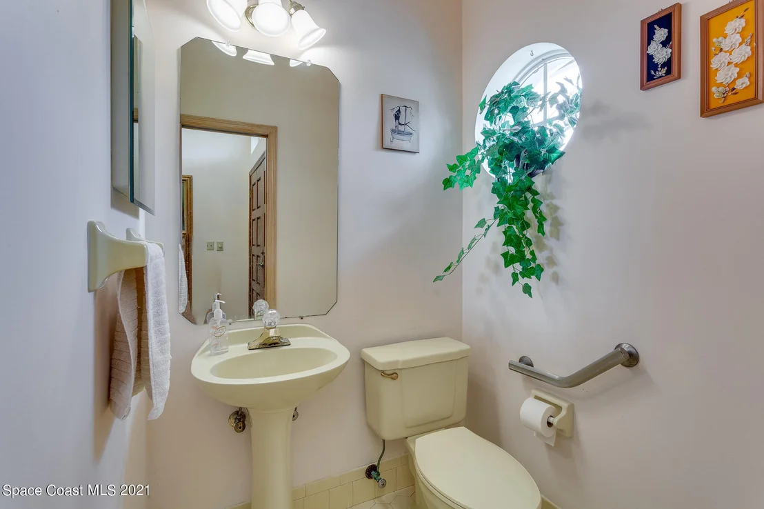 Photo of 985 Spanish Wells Drive