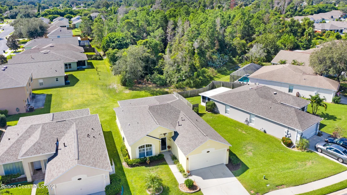 Photo of 2231 Spring Creek Circle NE