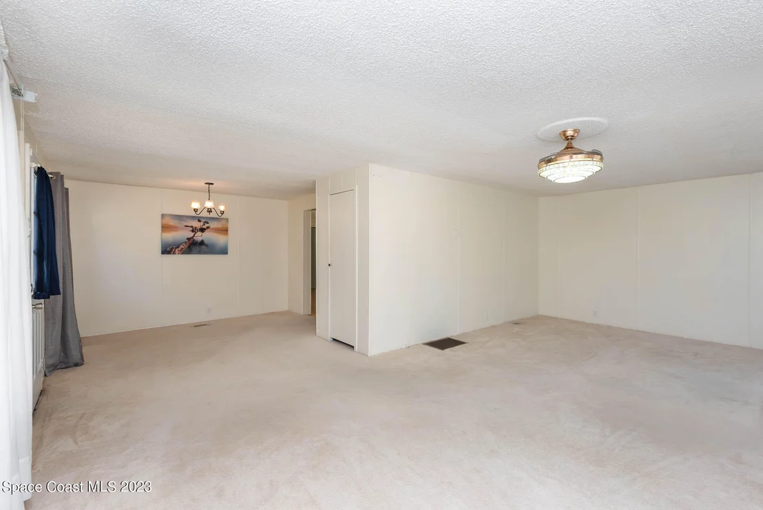 Photo of 19 Annette Drive