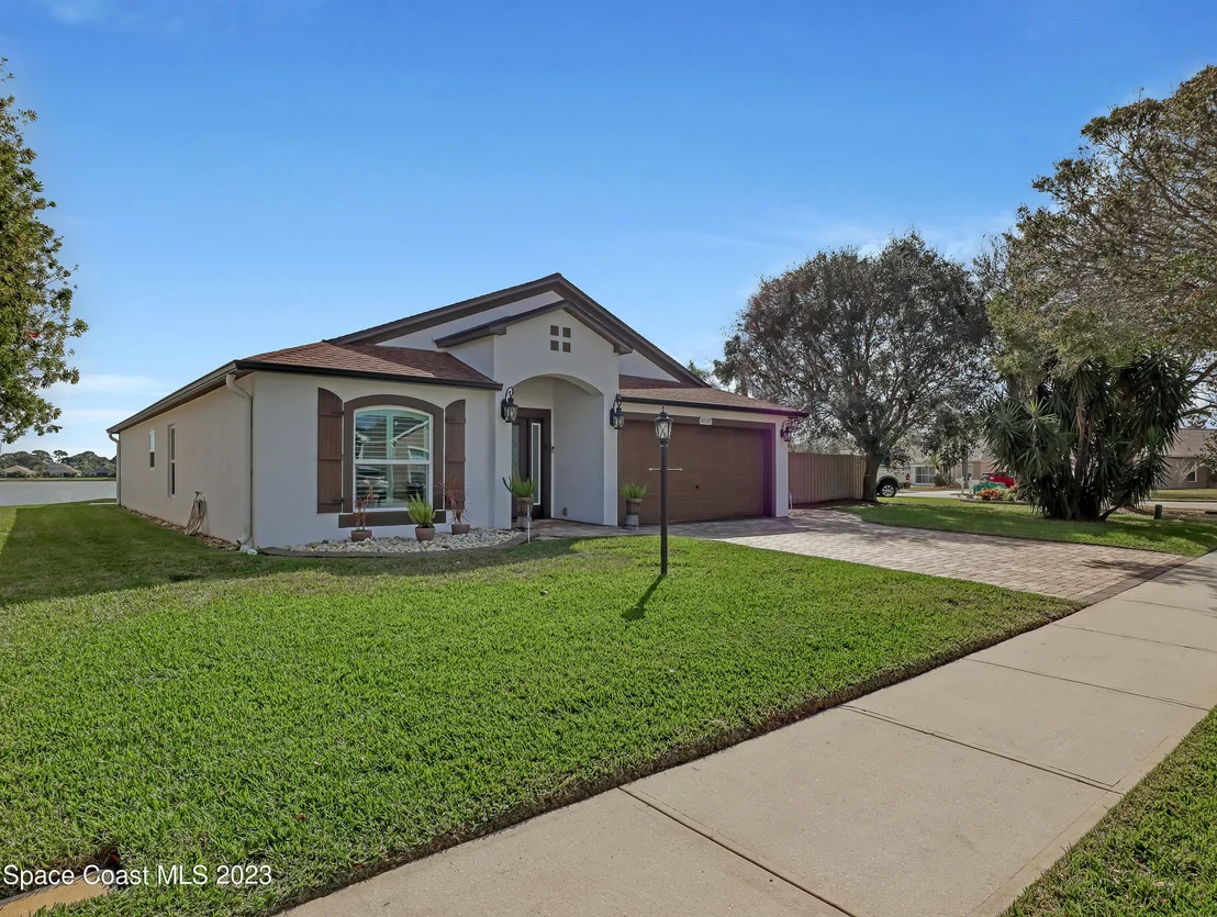 Photo of 8537 Mizell Drive