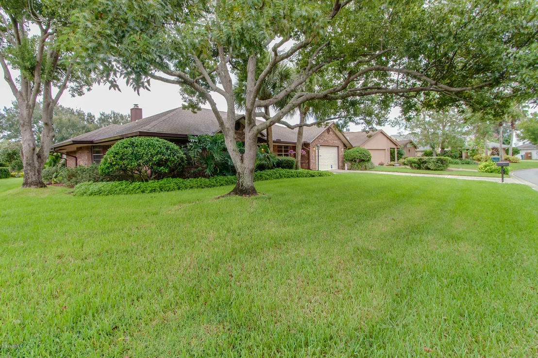 Photo of 1230 Silver Lake Drive