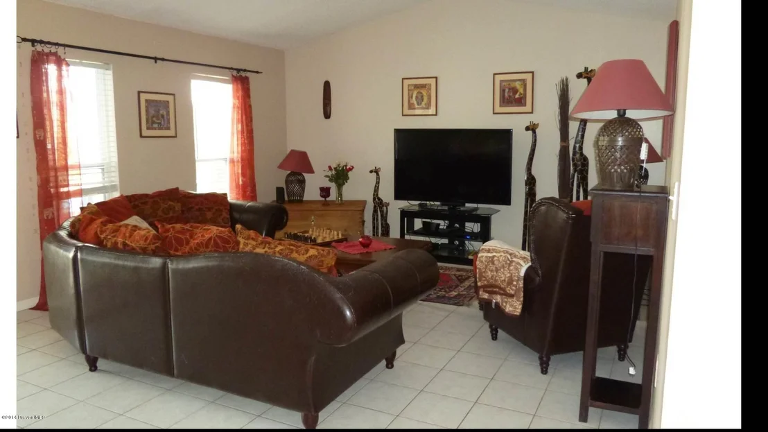 Photo of 615 Hibiscus Drive